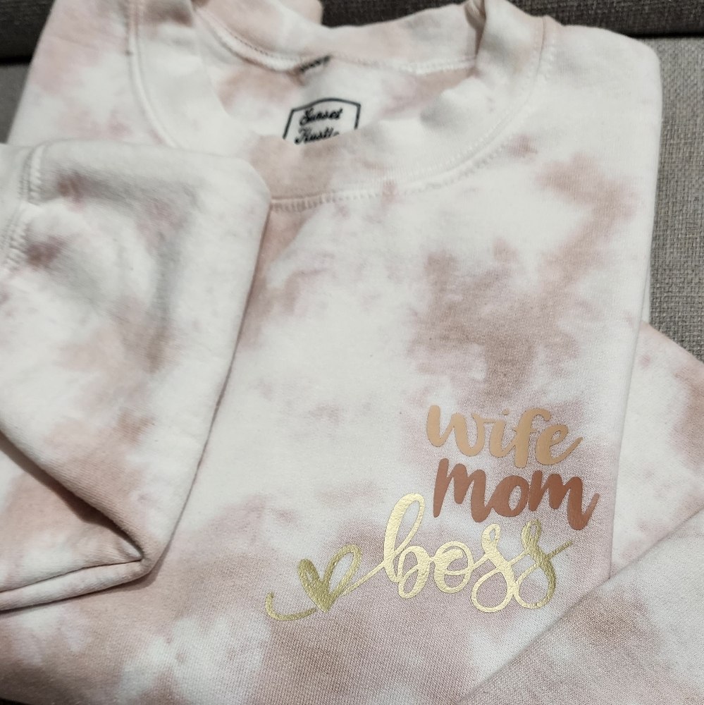 Custom tie dye crew neck *wife mom boss*